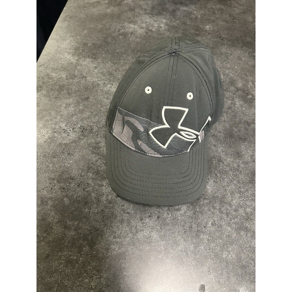 Under Armour Hat Cap Youth Boys Fitted Size Small-Medium Athletic Sports Outdoor